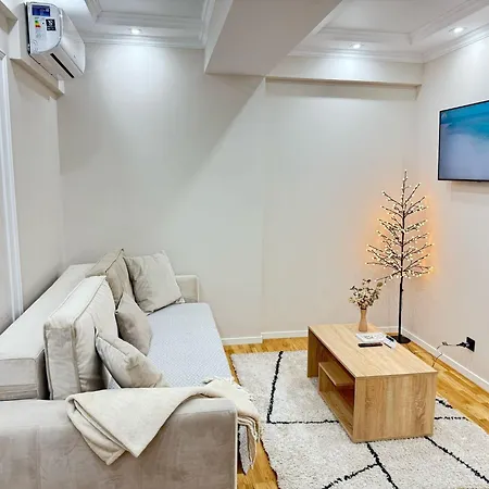 Large Central Top Apartment Chisinau Exterior photo